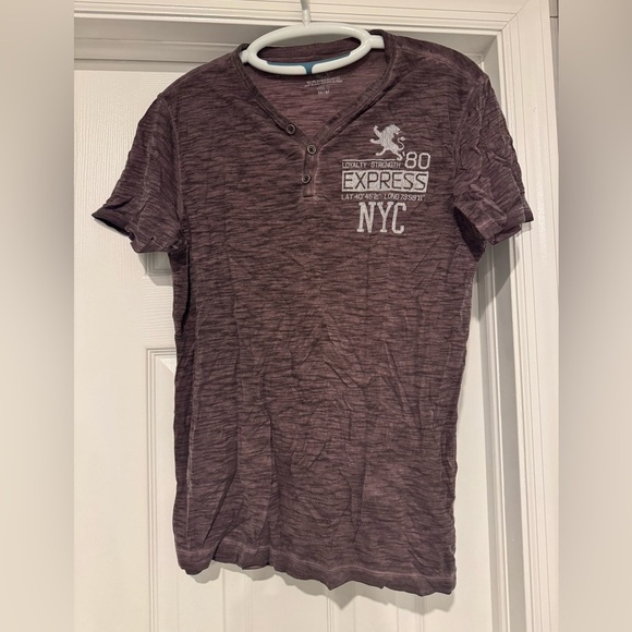 Express Maroon Graphic T-Shirt size Medium - Picture 2 of 6